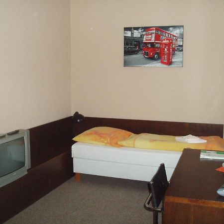 Hotel Bila Ruze Brno Luaran gambar