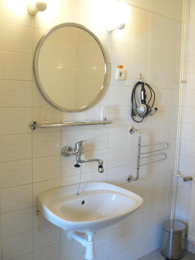 Hotel Bila Ruze Brno Luaran gambar